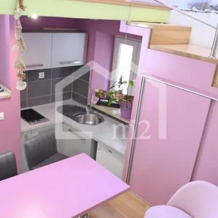 Studio Emaviolet Apartment *